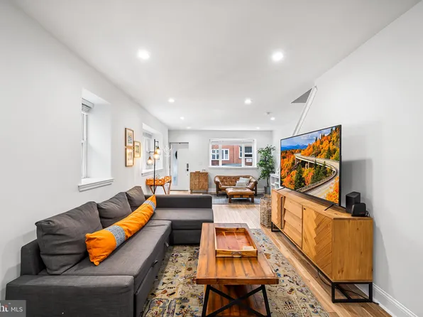 1007 McKean St, Philadelphia, PA 19148