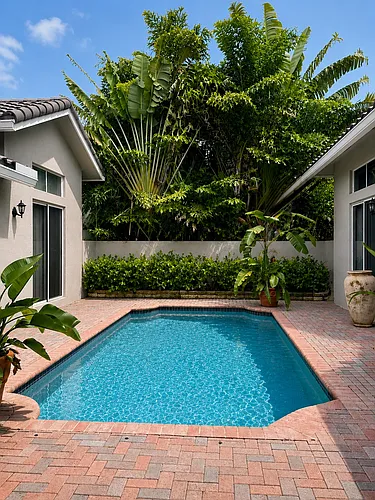 1250 NW 166th Ave #B Photo 1