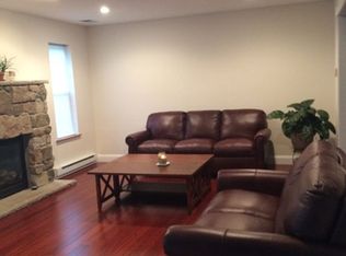 410 Butz Ln, Scotrun, PA 18355