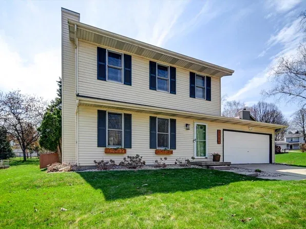 3126 Silverton Trl, Madison, WI 53719