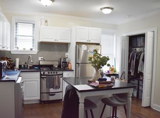 3841 N Greenview Ave #3839-2E, Chicago, IL 60613
