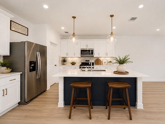 3rd image of 28603 Crowley Ct