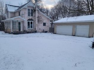 206 W Shepherd St, Charlotte, MI
