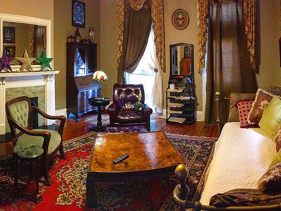 Front Bedroom/ Office