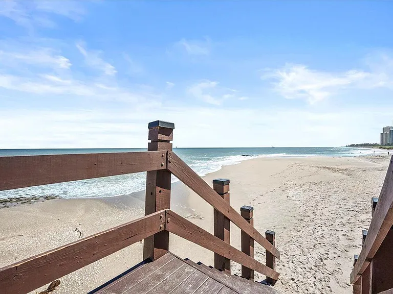 4100 N Ocean Dr #803 — Photo 2