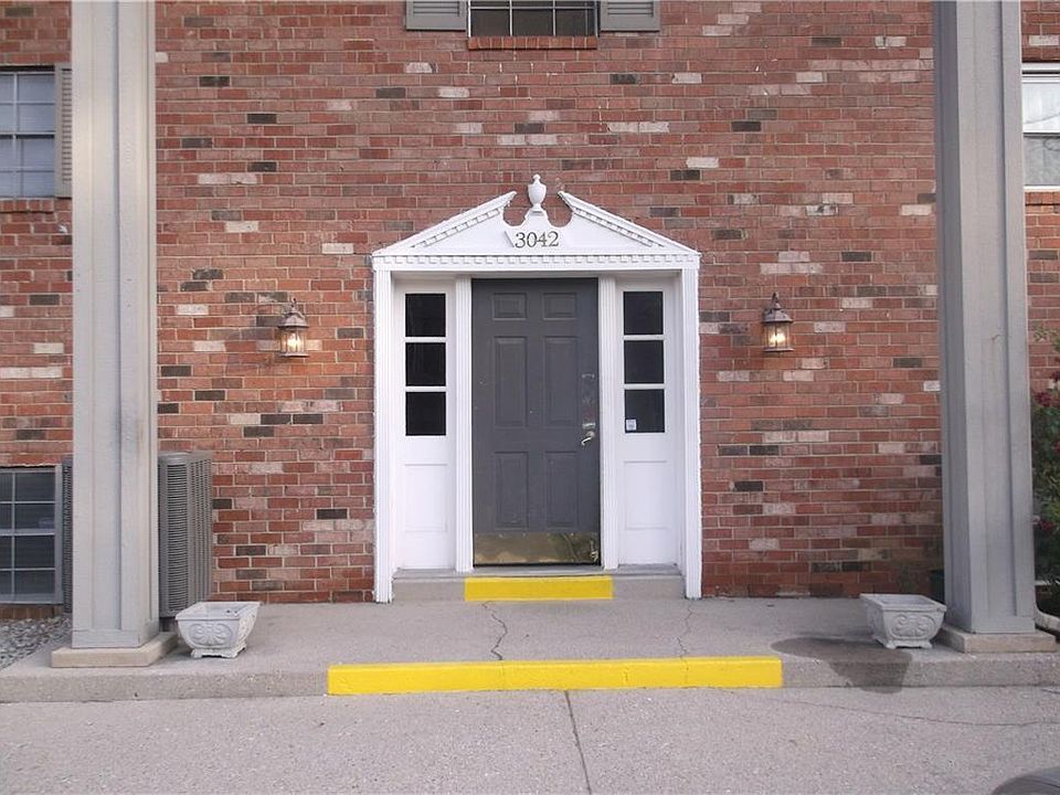 1st image of 3042 Lake Shore Dr Unit F