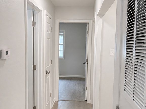 4th image of 133 Westridge Dr APT D