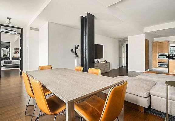 5th image of 425 W 50th St APT 12A