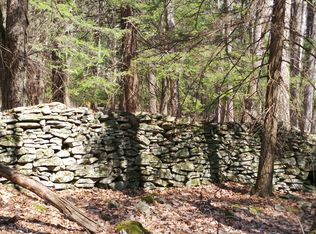 239 Waterway Rd, Tafton, PA 18464