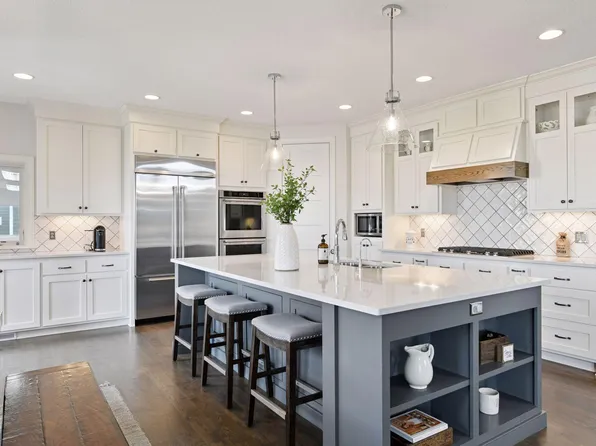 6333 Yuma Ln N, Maple Grove, MN 55311