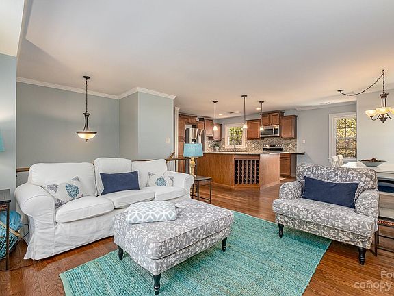 5th image of 7318 Easen Ct