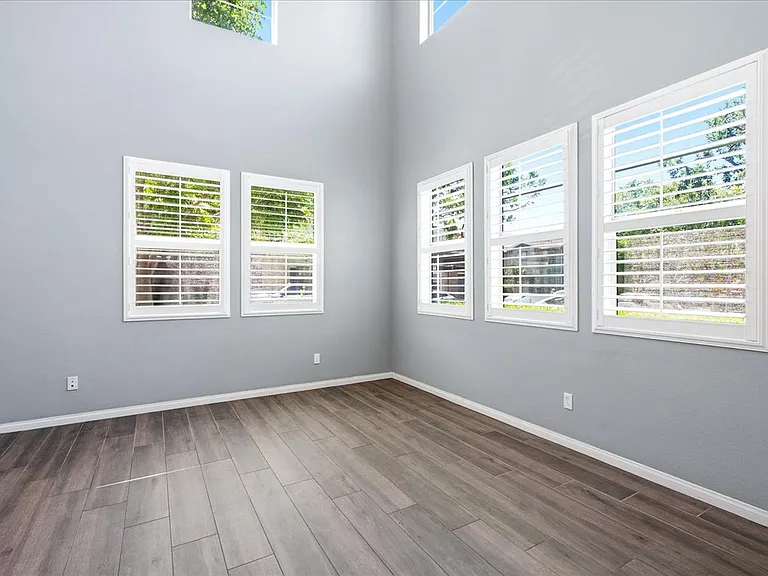35 Lomada St — Photo 12