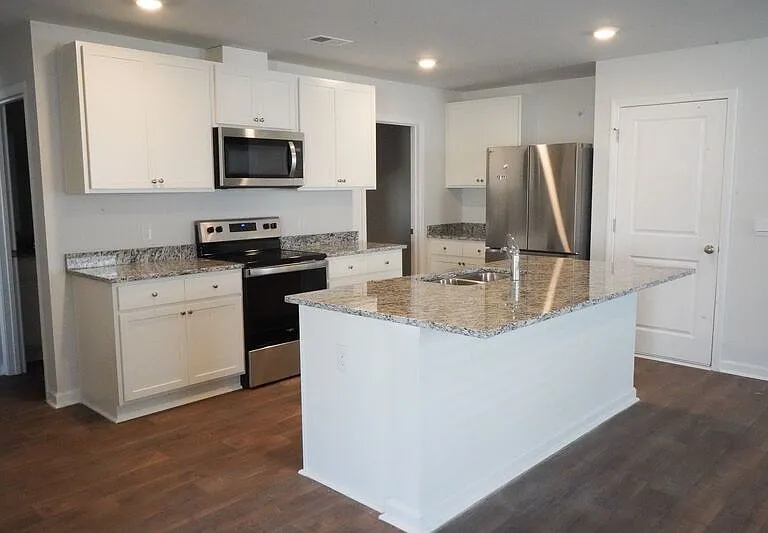 416 Coconut Dr — Photo 11