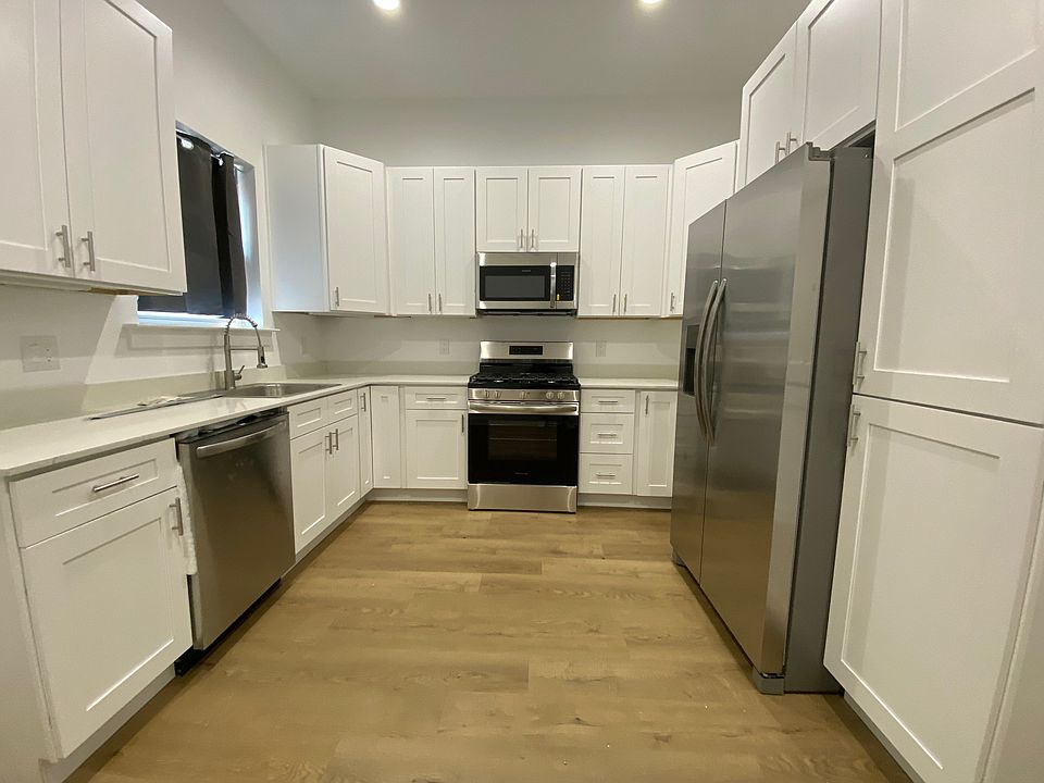 1st image of 3028 Titan St #1A