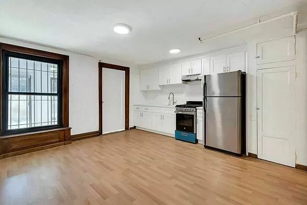 1st image of 458 W 153rd St #11