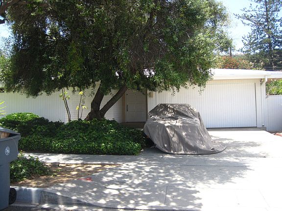 2nd image of 4820 Pacific Coast Hwy
