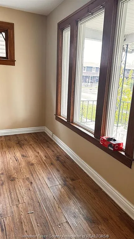 4 bed, 1.5 bath, $2,000 — Photo 3