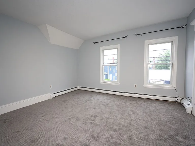 736 Maple St #2 — Photo 6