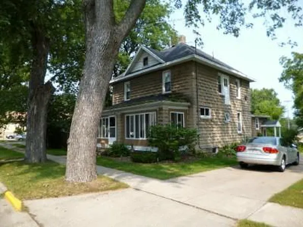 528 Hill Street, Green Lake, WI 54941