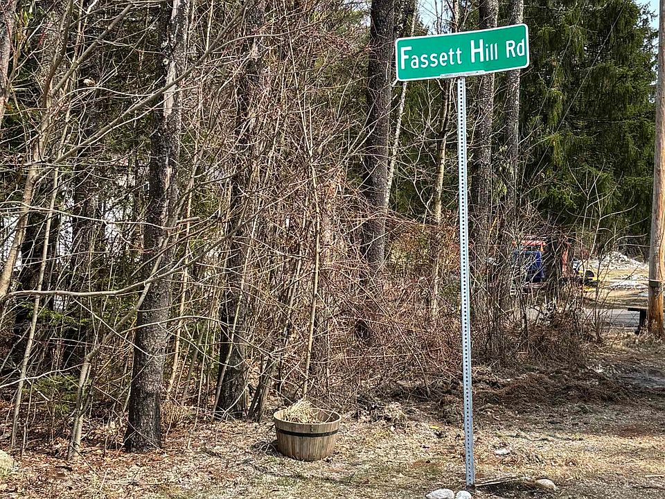 1st image of 251 Fasset Hill