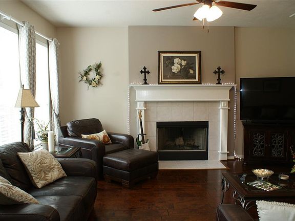 5th image of 3018 Parkwood Dr