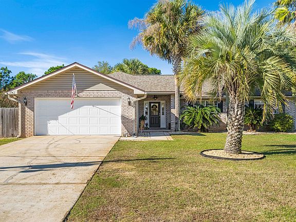 2nd image of 1883 Everglades Dr