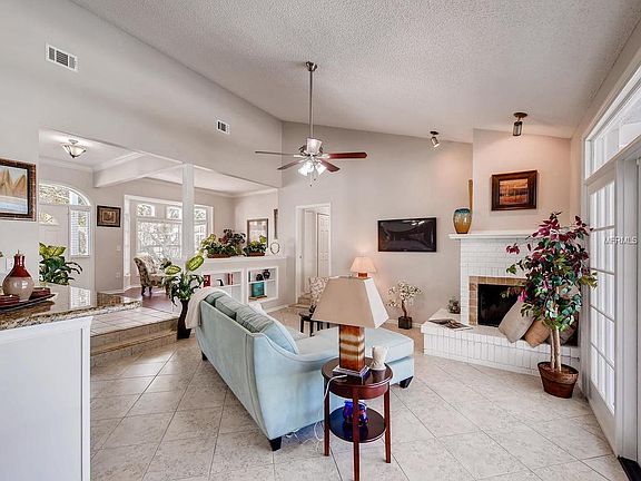 4th image of 5609 Cedar Pine Dr