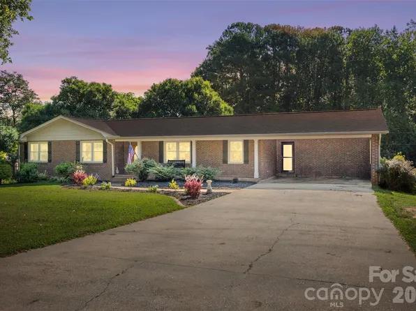 4022 Lynn Cir, Shelby, NC 28152