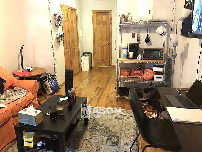 2nd image of 331 W 43rd St #5