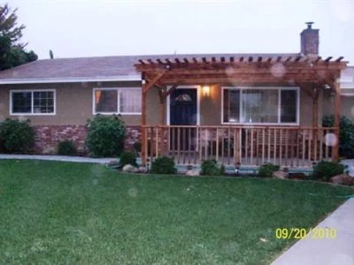 1255 Gentry Ct photo 1