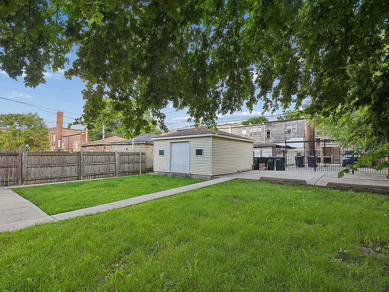 3927 W Flournoy St #1 — Photo 12
