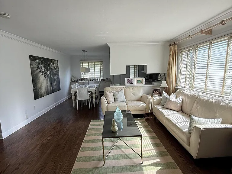35 Sternberger Ave #A — Photo 6