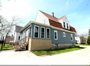 238 4th St, Fond Du Lac, WI 54935