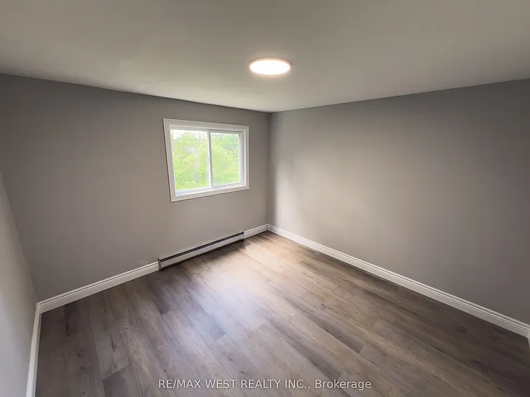 19 Brenda Ct #3 — Photo 17