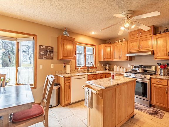 5th image of 1520 W Rock Springs Rd