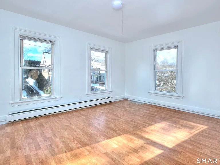 56 Franklin St — Photo 19