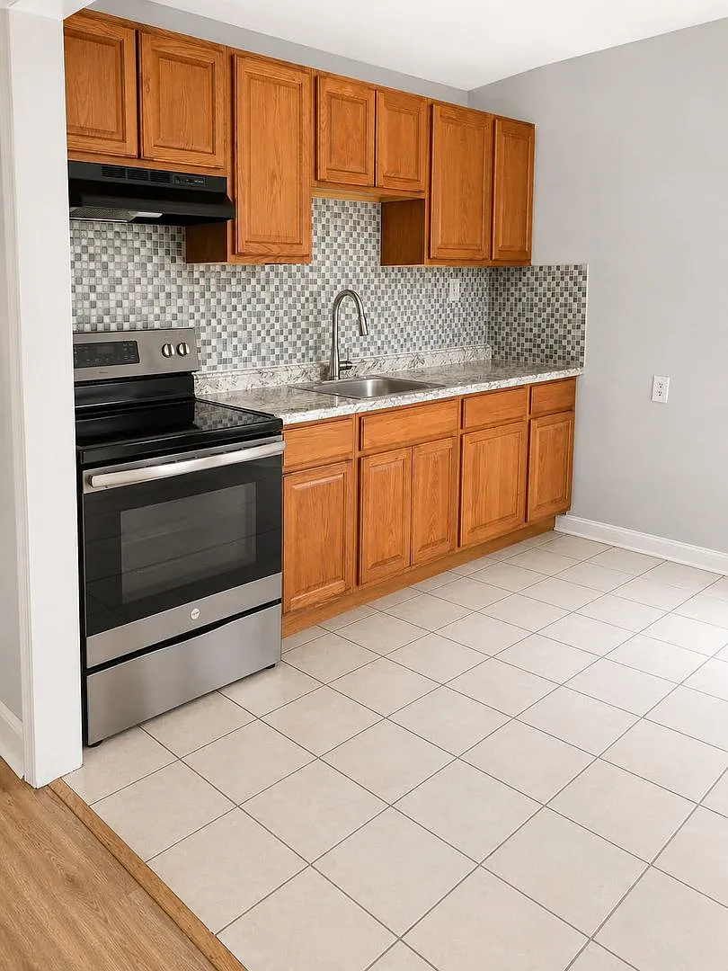 5211 Rubicam St. — Photo 4