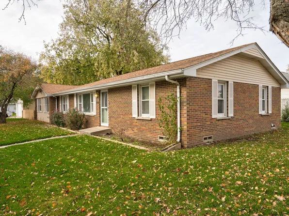 1187 E Durham St, Bradley, IL 60915