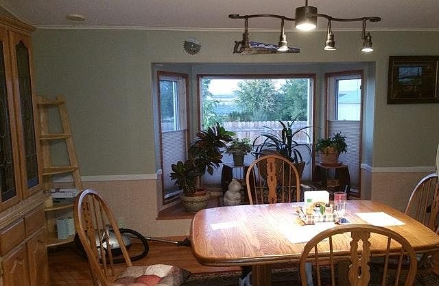 2nd image of 155 NW Washington Ave