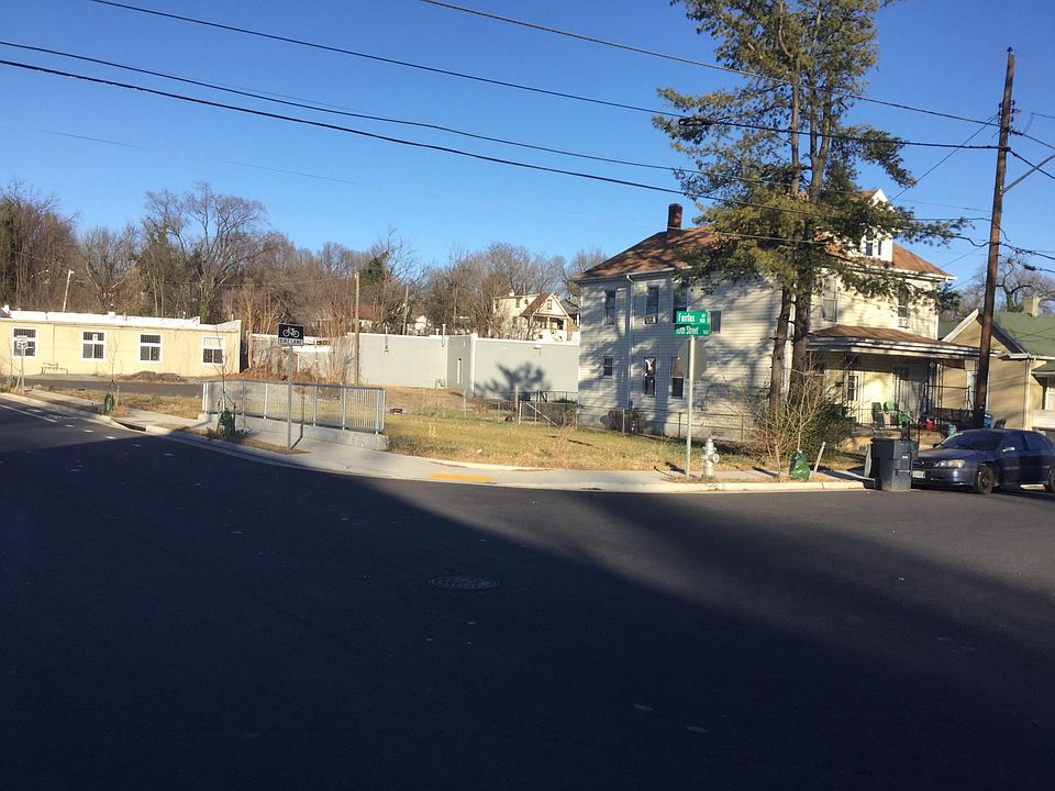 1st image of 931 Fairfax Ave NW