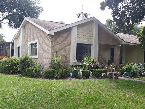 3rd image of 8188 Sturbridge Ct