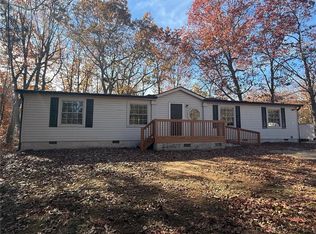 3726 Bolding Rd, Flowery Branch, GA 30542