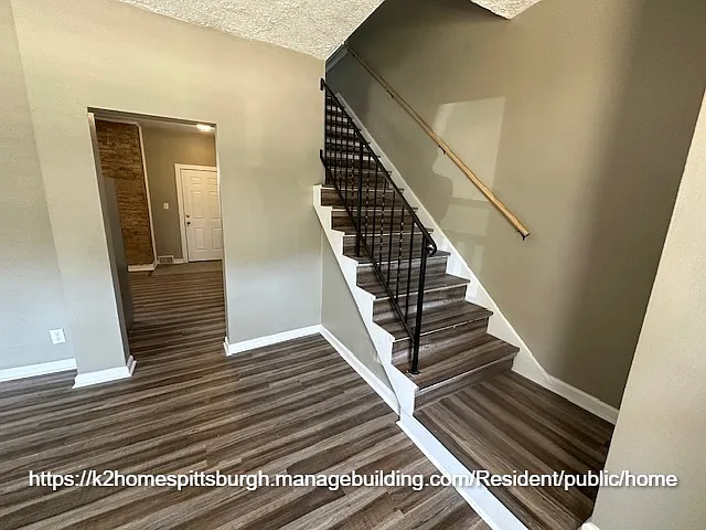 1130 Irwin St — Photo 10