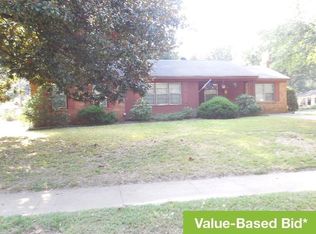 1657 S Perkins Rd, Memphis, TN 38117