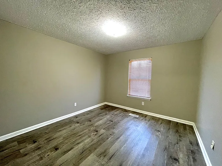 926 Lc Ave — Photo 7
