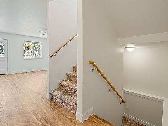 5th image of 1725 Cannon St