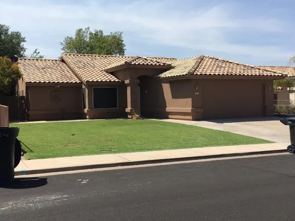 6341 E Roland St, Mesa, AZ 85215