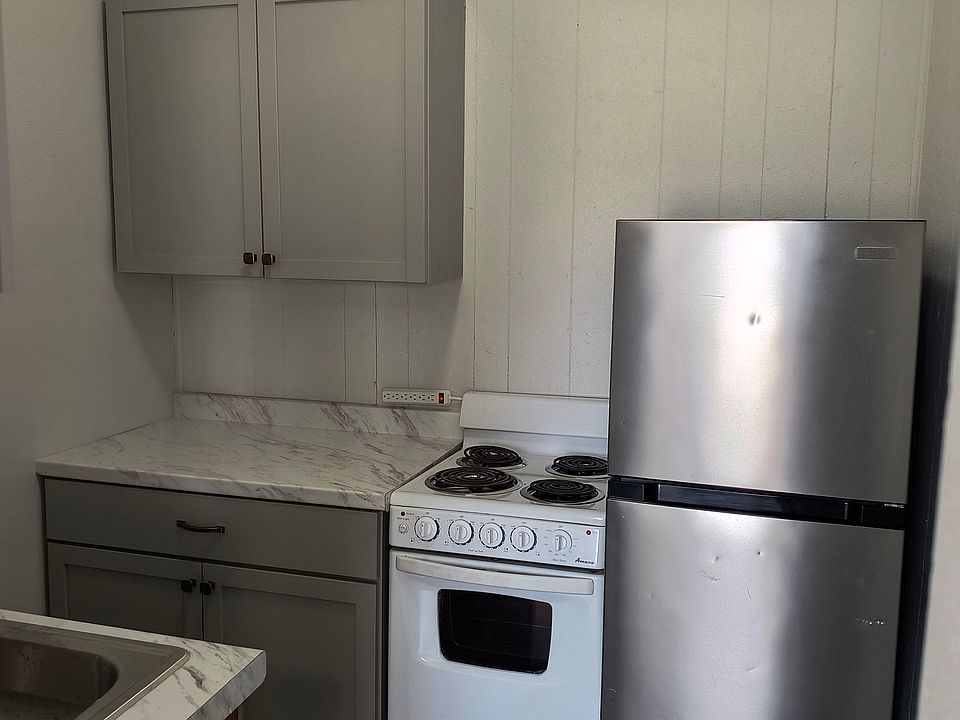 1st image of 602 S Elson St APT 3