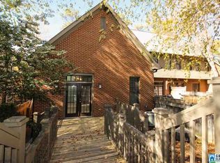 58 Hawthorn St, Birmingham, AL 35242