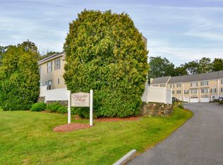 197 High St UNIT 2, Andover, MA 01810